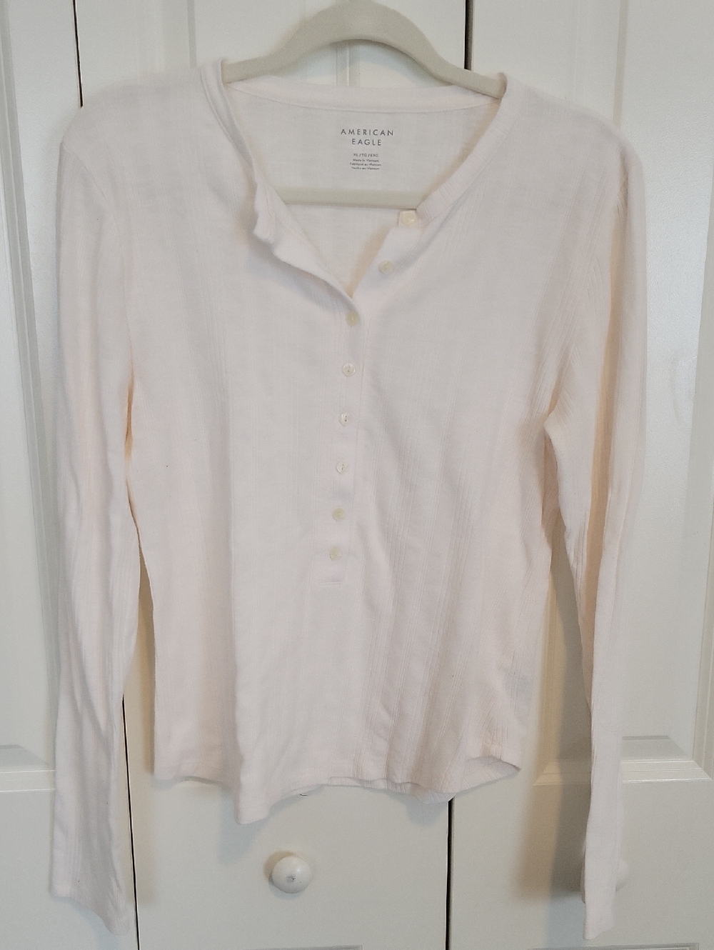American Eagle Outfitters Light Cream Ribbed Henley Long Sleeve Top